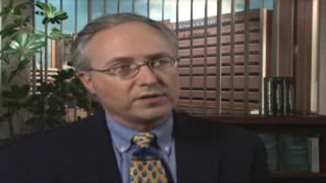 Blood Vessel Inhibitor Shows Promise Against Metastatic Thyroid Cancer Thumbnail
