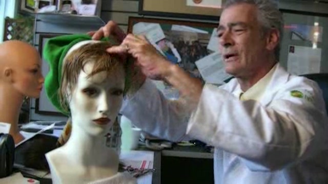 How Wigs Help Those With Cancer Thumbnail