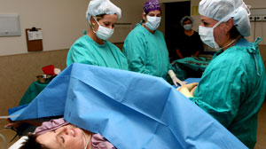 Double-balloon device effective for pre-induction cervical ripening Thumbnail