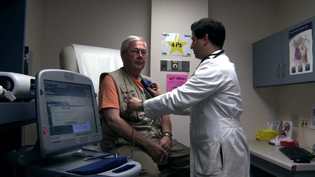Implantable Defibrillators Underused Among Older Patients Thumbnail