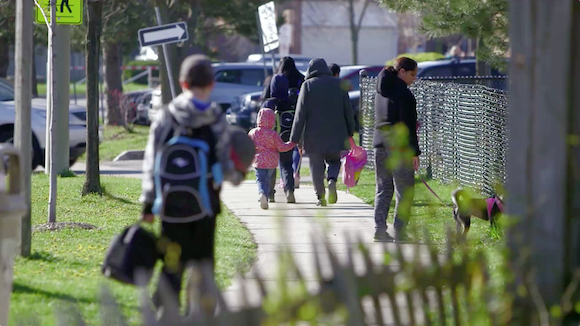 Rates of Obesity and Diabetes Lower in More Walkable Neighborhoods Thumbnail