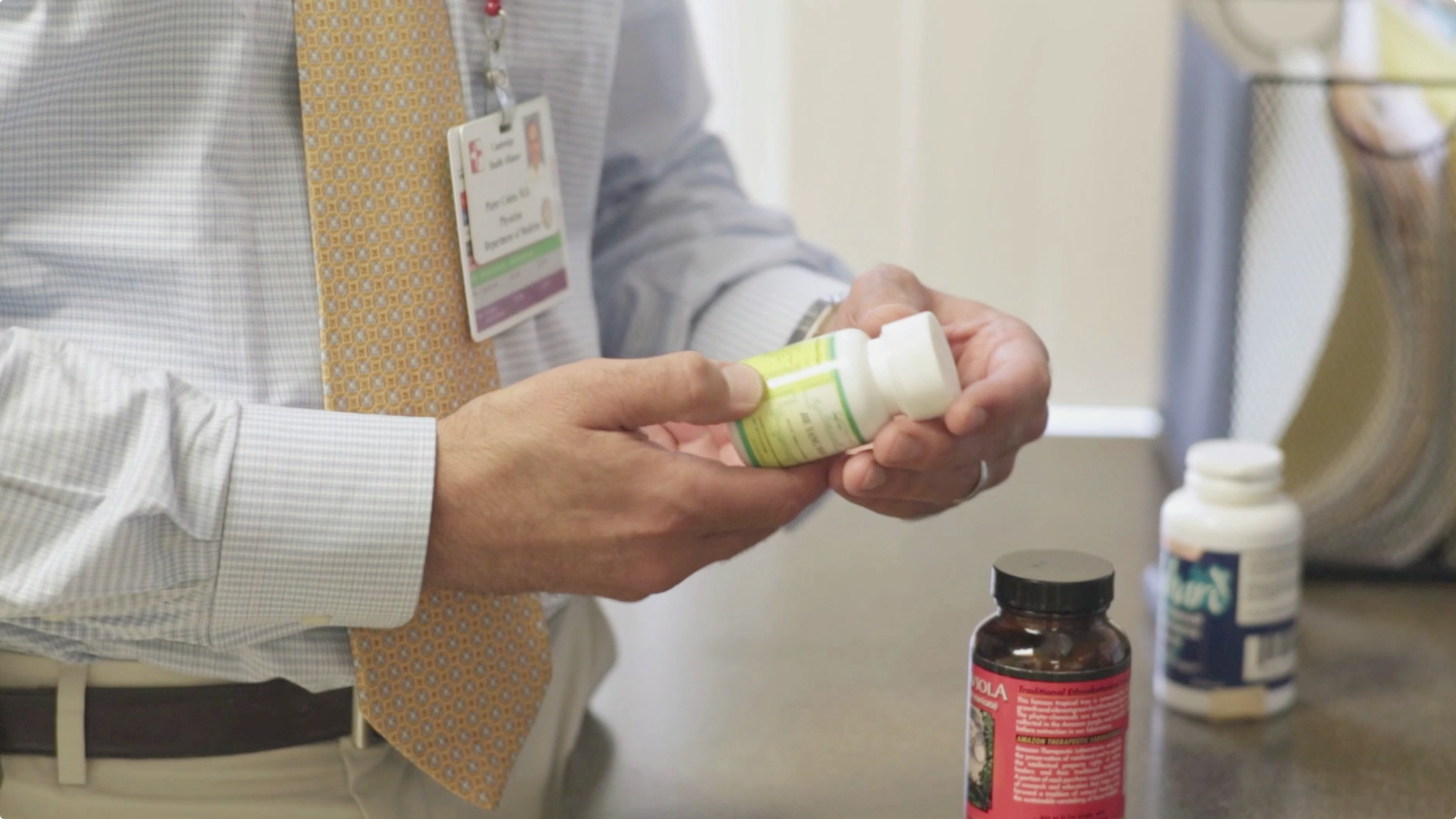 Research Shows Little Benefit for Dietary Supplements, but Industry Continues to Boom Thumbnail